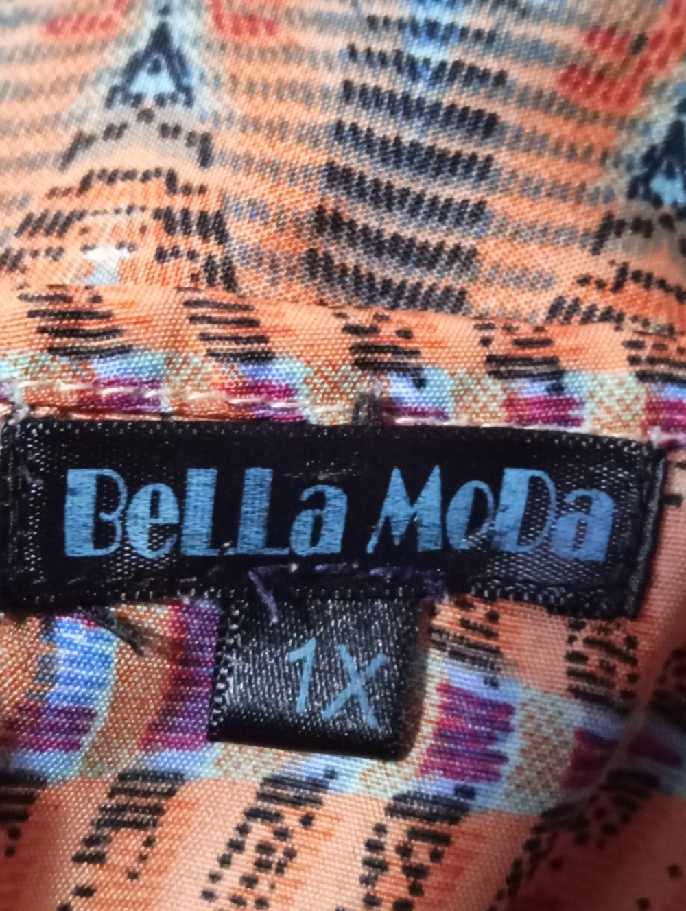 Bella Moda Sharkbite Dress - Picture 3 of 5